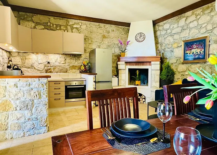 Bartul Semesterbostad