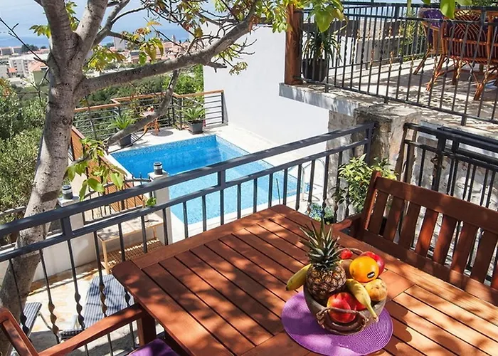 Bartul Semesterbostad